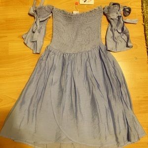 Selfie Leslie Blue dress